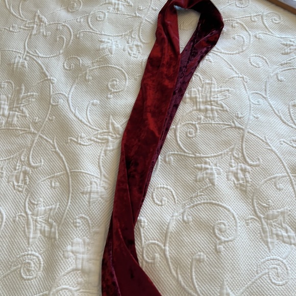 Women's Vintage Accessory Skinny Scarf & Wrap - Picture 9 of 9